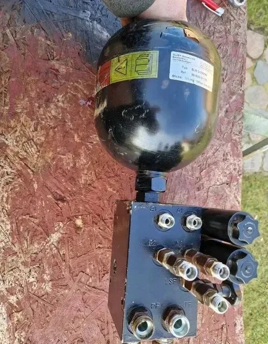 Blok hydrauliczny opryskiwacza AMAZONE UX GD638 – zdjęcie 2