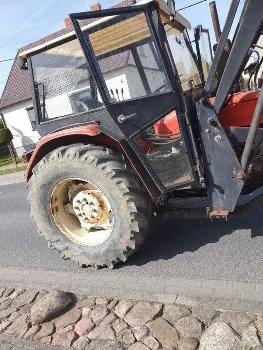 Ciągnik rolniczy traktor Ursus C360 tur ładowacz wspomaganie sprawny – zdjęcie 6