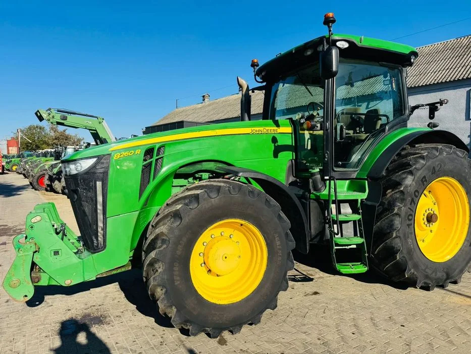 John Deere 8260R 260/300 KM silnik 9 litrów! Pneumatyka, miękka ośka – zdjęcie 2