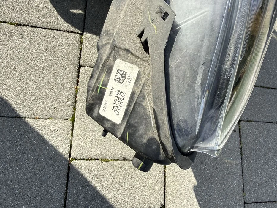 Lampa - reflektor przedni - Ford Mustang Mach-E amerykanska – zdjęcie 4
