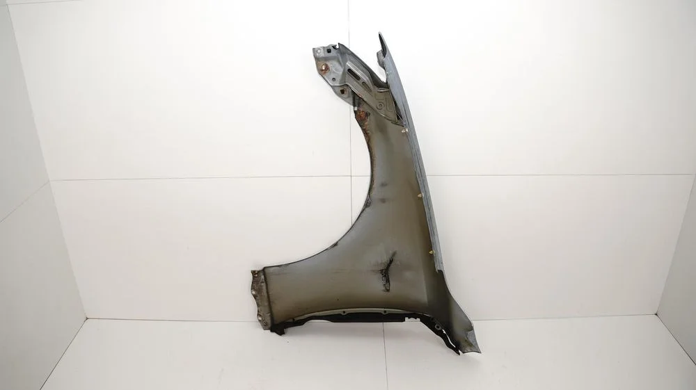 Błotnik prawy przód przedni lexus is ii 05-10r 8r6 – zdjęcie 9