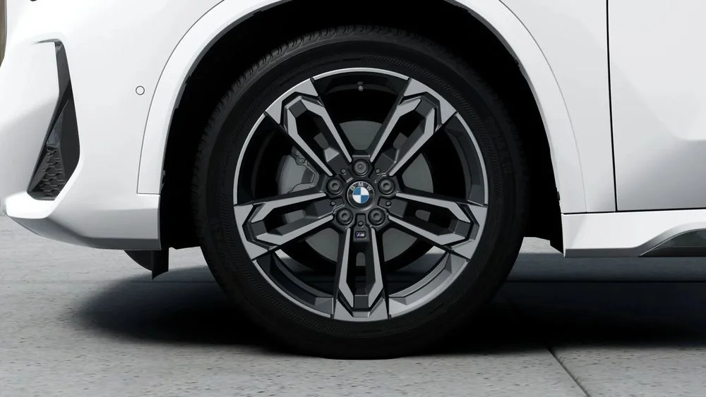 BMW X1 sDrive18i 136 KM - Pakiet M Sport - Pakiet Premium - Od Ręki! – zdjęcie 4