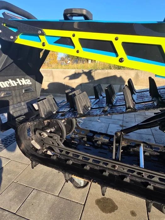 Skuter snieżny Ski Doo Summit 850 X.. – zdjęcie 7