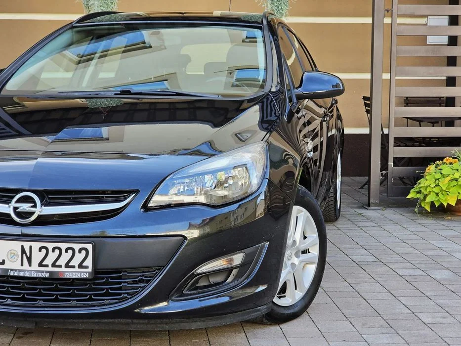 Opel Astra // cosmo // 1.4 TB // 140 PS // 166 000 km // Klimatron // Hak – zdjęcie 8