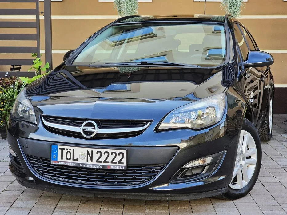 Opel Astra // cosmo // 1.4 TB // 140 PS // 166 000 km // Klimatron // Hak