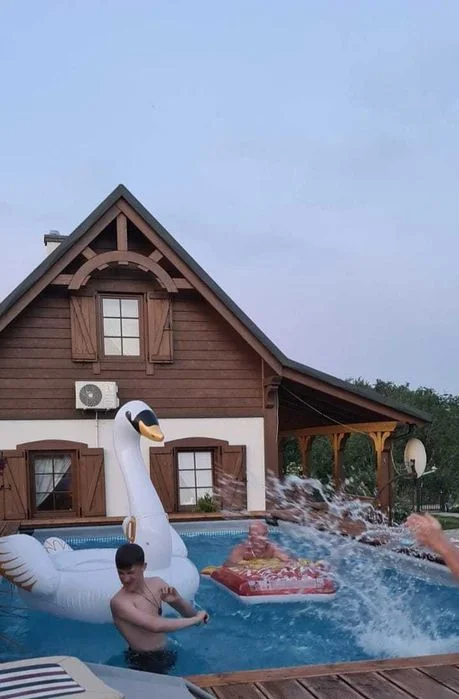 Posesja na wyłączność domek Kaszuby+ basen, bania, sauna – zdjęcie 3