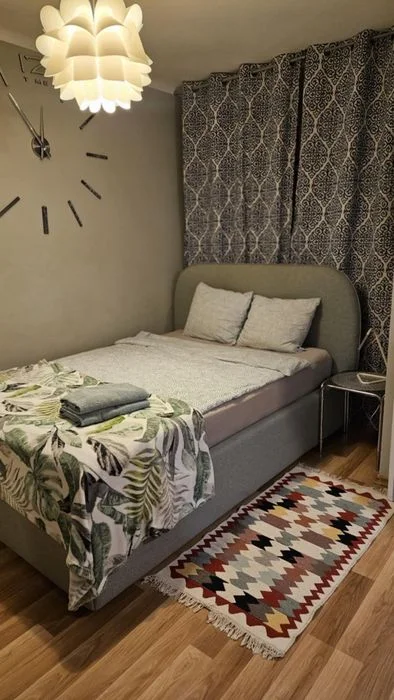 Apartament, mieszkanie w centrum przy metrze, na godziny, noce i doby.