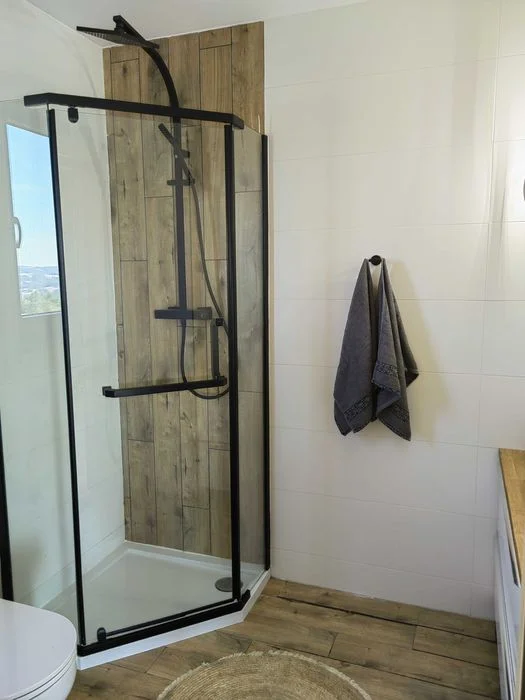 Całoroczne domki do wynajęcia pod Rzeszowem jacuzzi basen sauna alpaki – zdjęcie 12