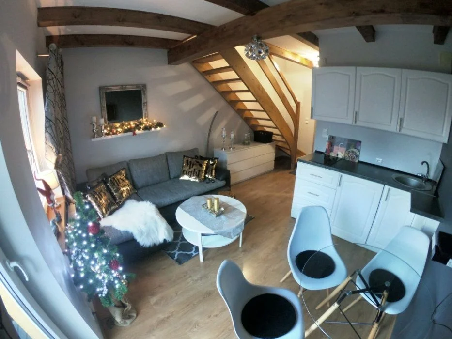 Karpacz ścisłe centrum ,domek ,apartament, ogród, grill – zdjęcie 2