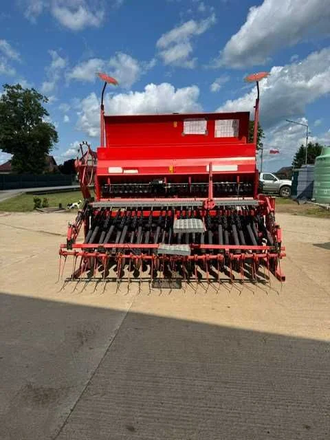 Siewnik 3m z agregatem uprawowym Maschio Gaspardo dama 300