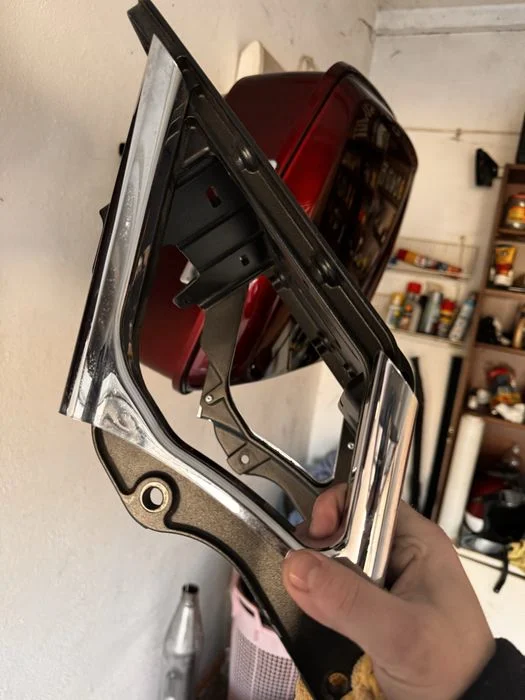 Nowy kufer centralny Harley Road King szybki montaż – zdjęcie 8