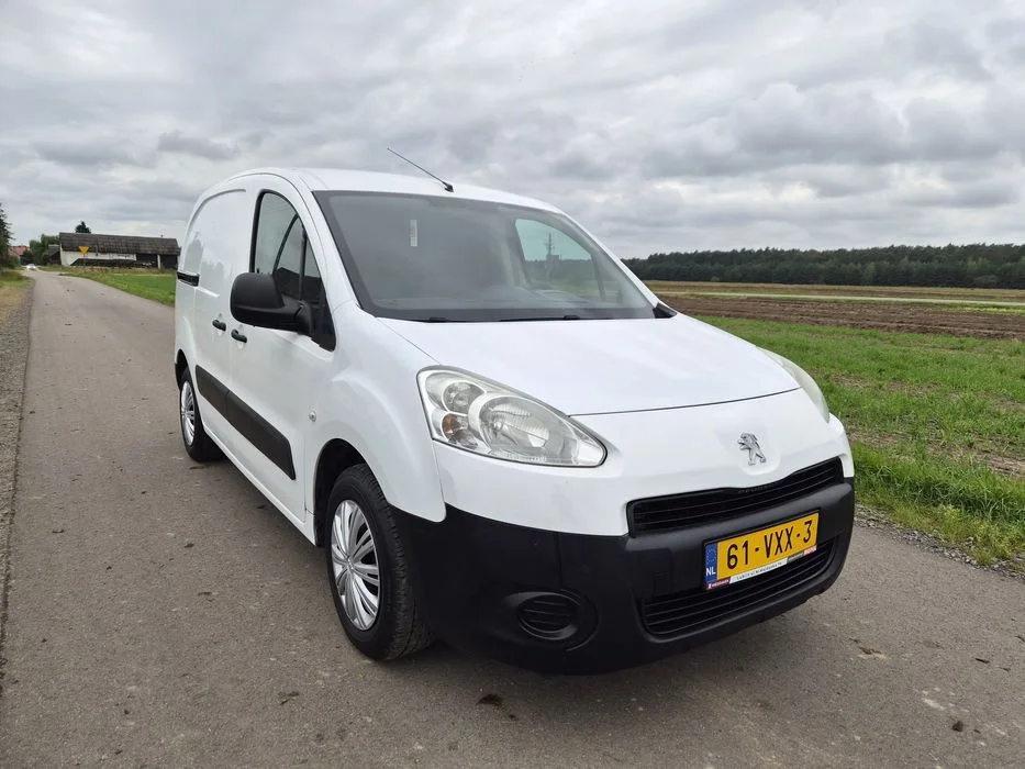 Peugeot_Partner_2013r._Klima_HAK_supe_stan! – zdjęcie 4