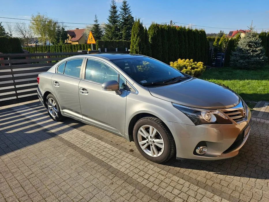 Toyota Avensis Toyota Avensis 2013r.