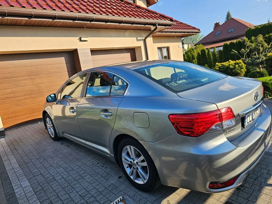 Toyota Avensis Toyota Avensis 2013r. – zdjęcie 3