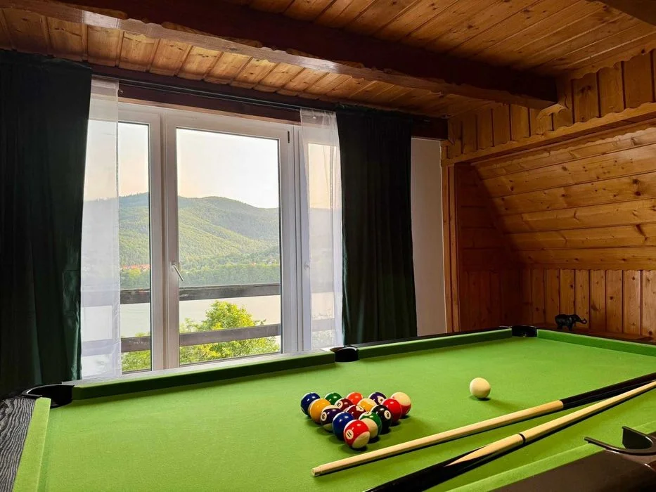 Dom nad jeziorem z jacuzzi – komfortowy pobyt w naturze- 120 zł/osoba, Luksusowe domki w górach z balią i jacuzzi na niezapomniany kawalerski nad wodą – zdjęcie 8