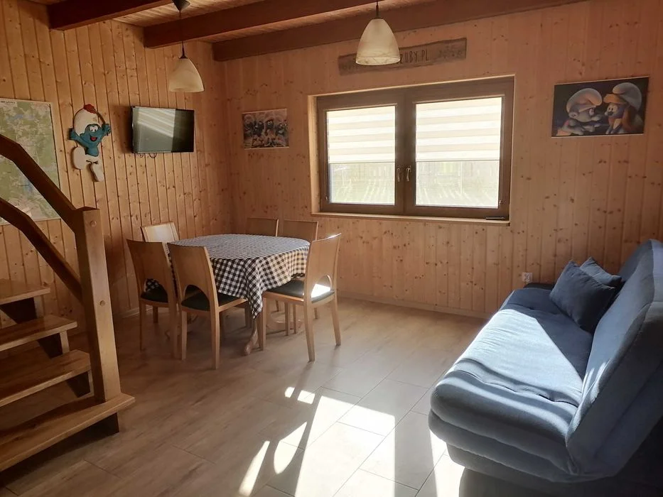 Smerfna Chatka domek nad jeziorem Kaszuby wakacje – zdjęcie 2