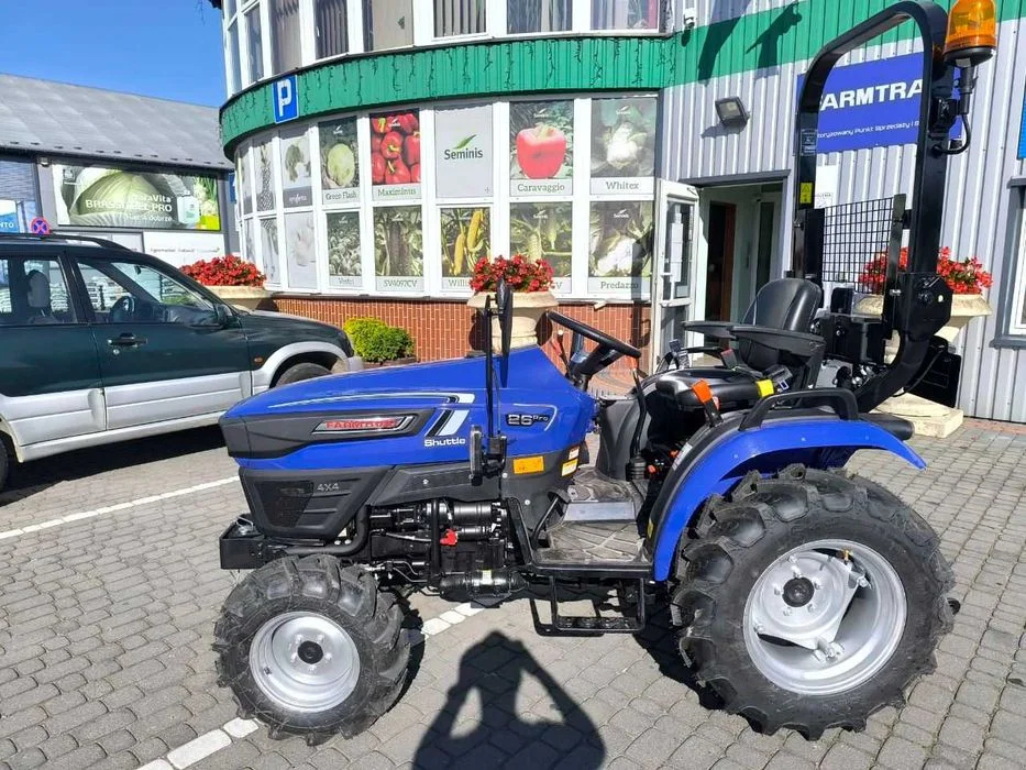 Ciągnik rolniczy FARMTRAC 26 4WD PRO ( Rewers 9+9) NOWOŚĆ !