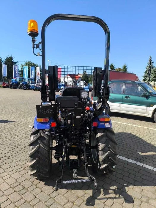 Ciągnik rolniczy FARMTRAC 26 4WD PRO ( Rewers 9+9) NOWOŚĆ ! – zdjęcie 3