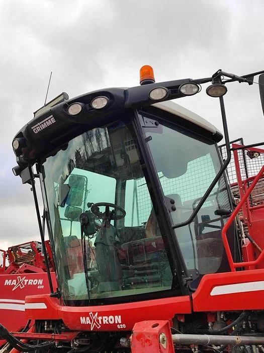 Kabina do Grimme Maxtron lub Claas Lexion