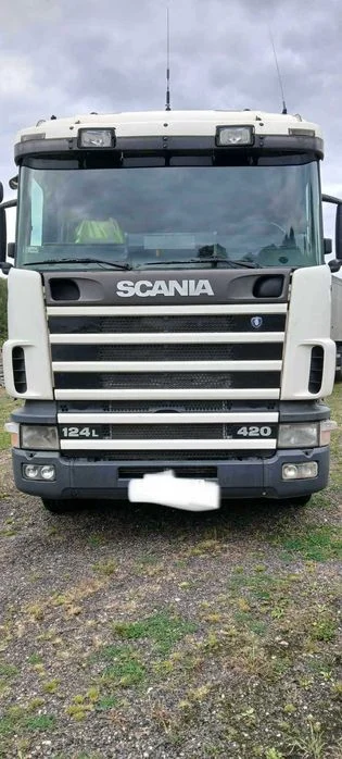 Scania 124/420 ciągnik siodłowy