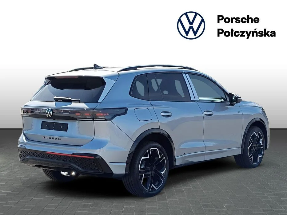 Volkswagen Tiguan R-Line Plus 2,0 TSI 4MOTION 204 KM automatyczna, DSG 7-stopniowa – zdjęcie 5