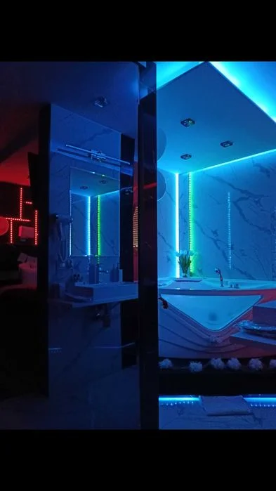 Pokój z JACUZZI na wył.Plaża.Urodziny,zaręczyny.Mazow. – zdjęcie 2