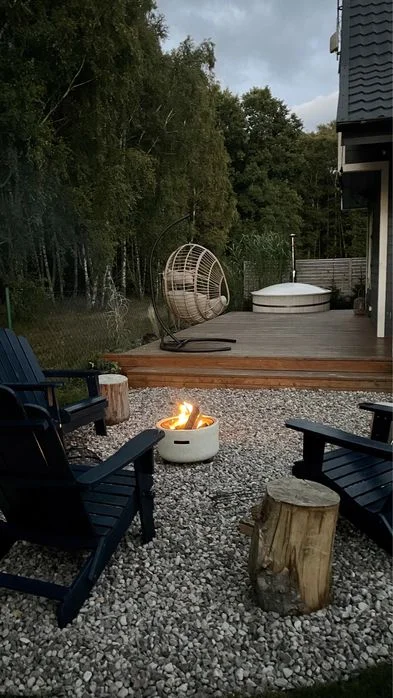 Ogrodzony domek nad morzem Sasino z balią kominkiem jacuzzi kaszuby pies