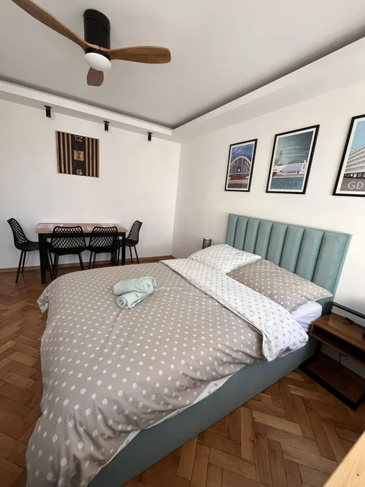 Apartament w ścisłym centrum Gdyni 2 pokoje dla 4 osób – zdjęcie 2