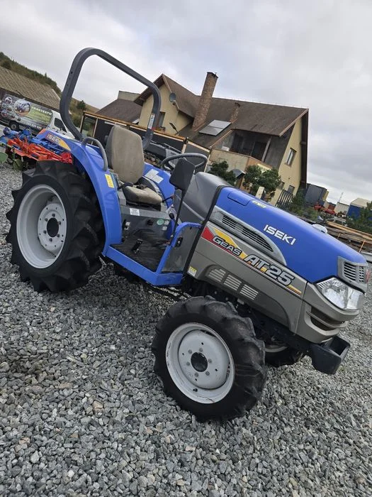 Mini traktor,ciągnik ogrodniczy,sadowniczy,4x4,japończyk – zdjęcie 5