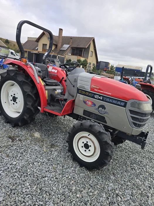 Mini traktor,ciągnik ogrodniczy,sadowniczy,4x4,japończyk – zdjęcie 3