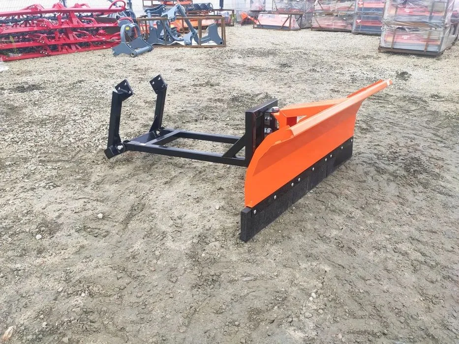 Pług śnieżny na przód ciągnika Ursus C-330 C-360, 3512 MF-235 MF-255 – zdjęcie 4