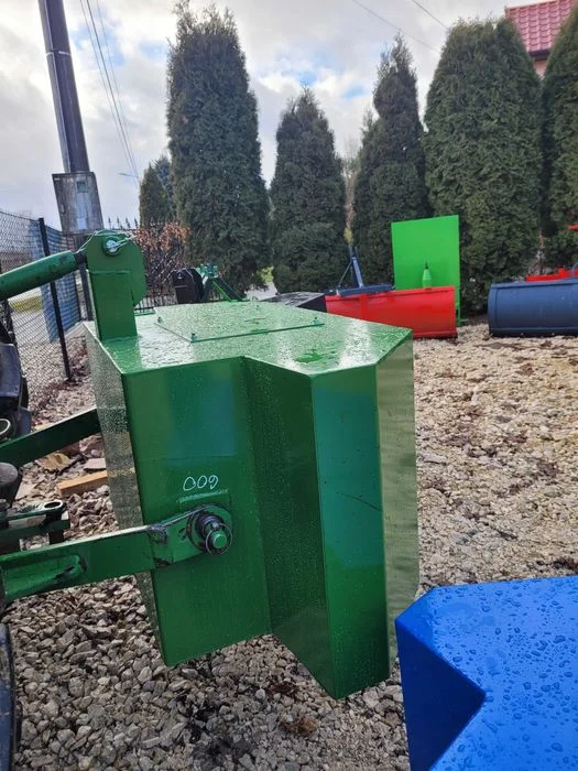 Obciążnik do ciągnika/ Balast od 200kg do 1500kg Przeciwwaga DOWÓZ – zdjęcie 3
