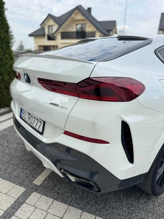 BMW X6 40i xDrive M-Pakiet – 2021 – Przebieg 68 000 km – Biały – Bogate Wyposażenie – PERFEKCYJNY STAN – zdjęcie 5