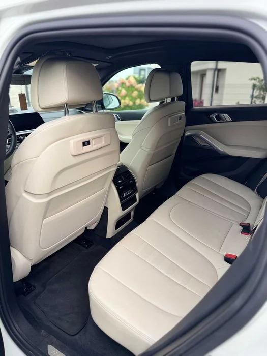 BMW X6 40i xDrive M-Pakiet – 2021 – Przebieg 68 000 km – Biały – Bogate Wyposażenie – PERFEKCYJNY STAN – zdjęcie 8