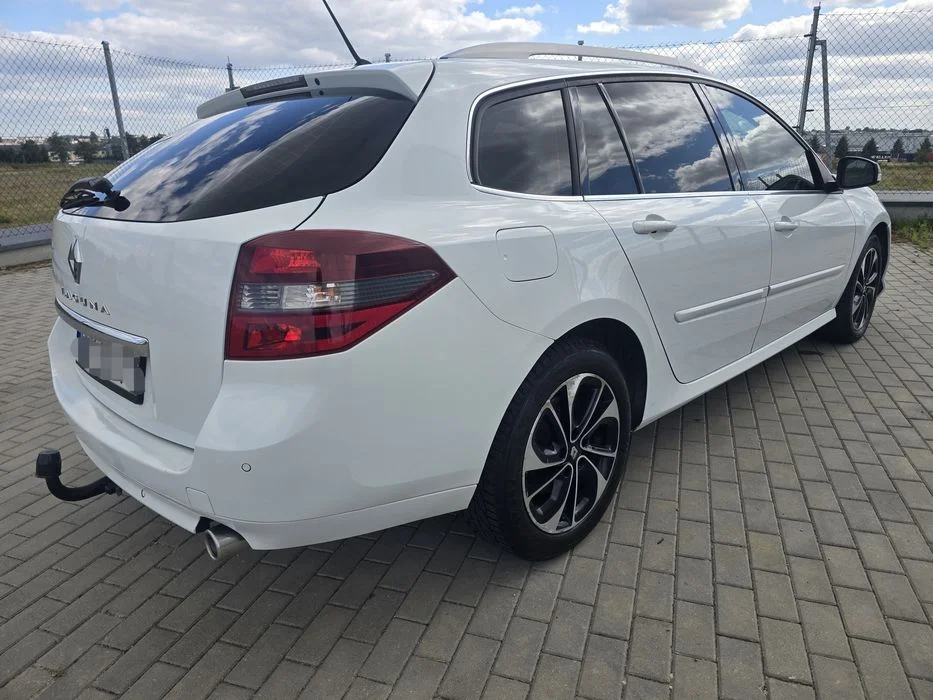 Renault Laguna GT line 2011r Lift 2.0 DCI 173 KM Automat Nawigacja Xenon Skóra PDC Climatronic Serwis – zdjęcie 2