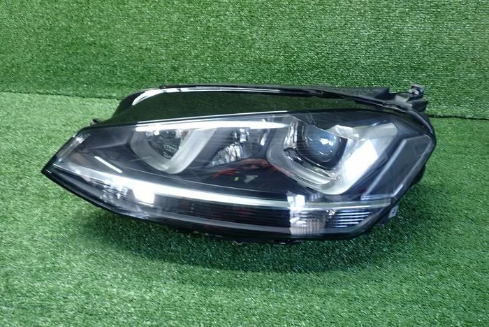 VW GOLF VII BI XENON 12-17 reflektor lewy lampa lewa