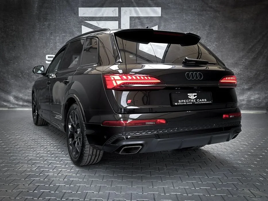 Audi Q7 Fabryczna Gwarancja , Niski przebieg , Pierwszy właściciel, FV VAT 23% – zdjęcie 8