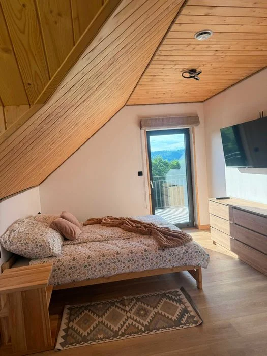 Widokówka Bieszczady – domek na wyłączność – Prywatne Jacuzzi – Widok na góry – 8 osóba – zdjęcie 6