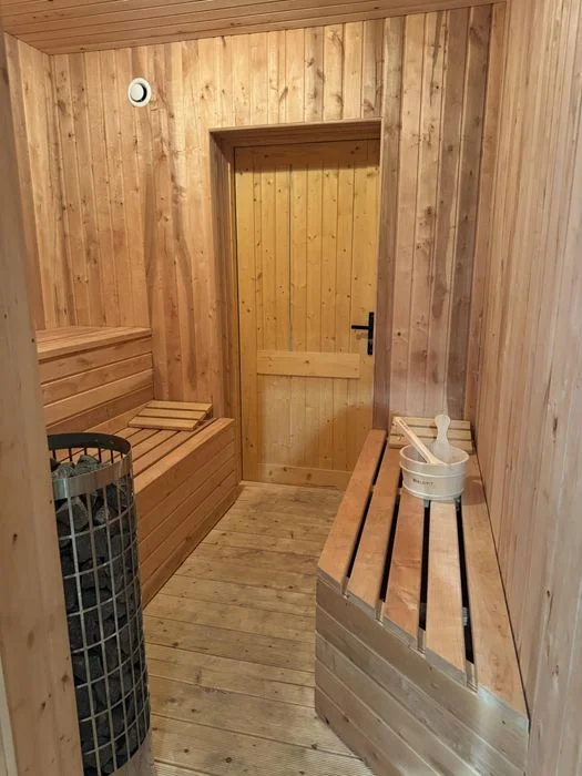 Domek nr 3 z jacuzzi (termobania), staw, sauna, 10 osób – zdjęcie 6