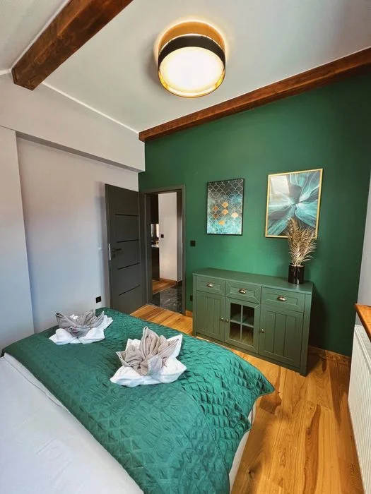 Domek w górach z basenem domki jacuzzi sauna widok na góry – zdjęcie 9