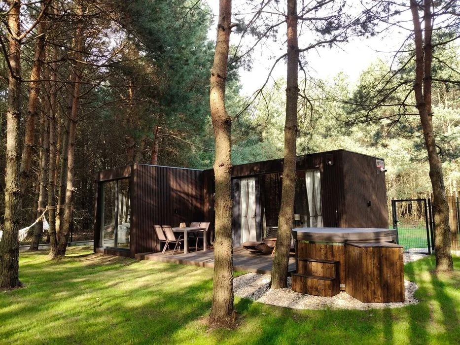 Domki na wynajem w lesie pod Warszawą - jacuzzi i sauna – zdjęcie 12