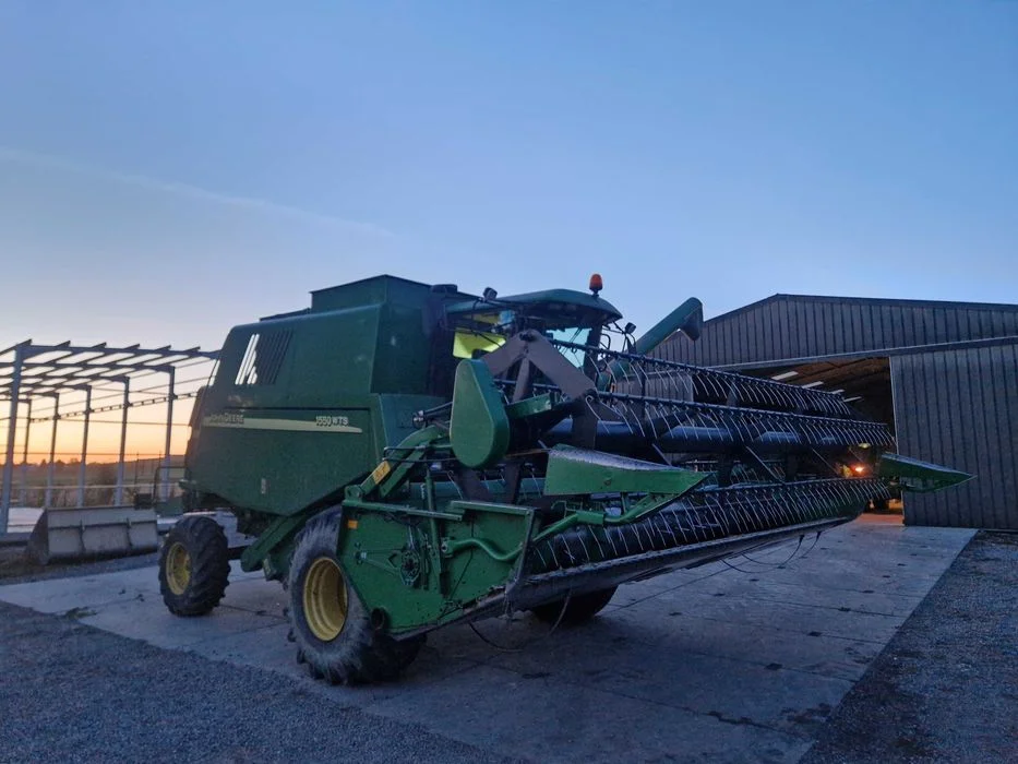 Kombajn zbożowy John Deere 1550 WTS heder 5,5m – zdjęcie 5
