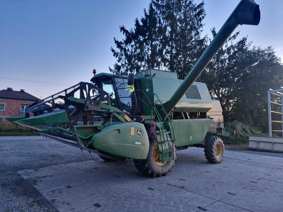Kombajn zbożowy John Deere 1550 WTS heder 5,5m – zdjęcie 6