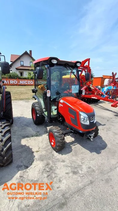Ciągnik rolniczy Kioti CX2510C