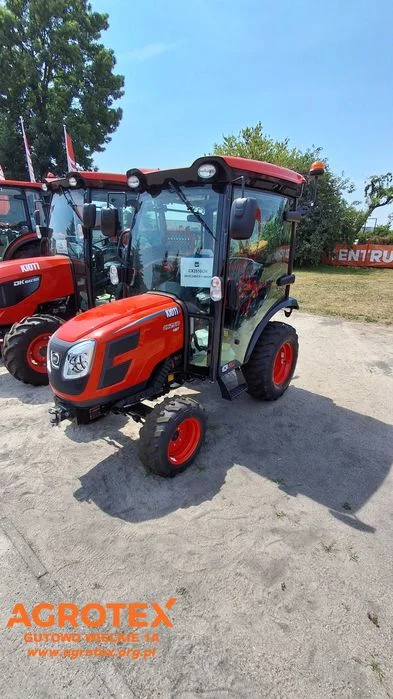 Ciągnik rolniczy Kioti CX2510C – zdjęcie 4