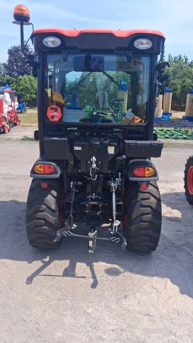Ciągnik rolniczy Kioti CX2510C – zdjęcie 6
