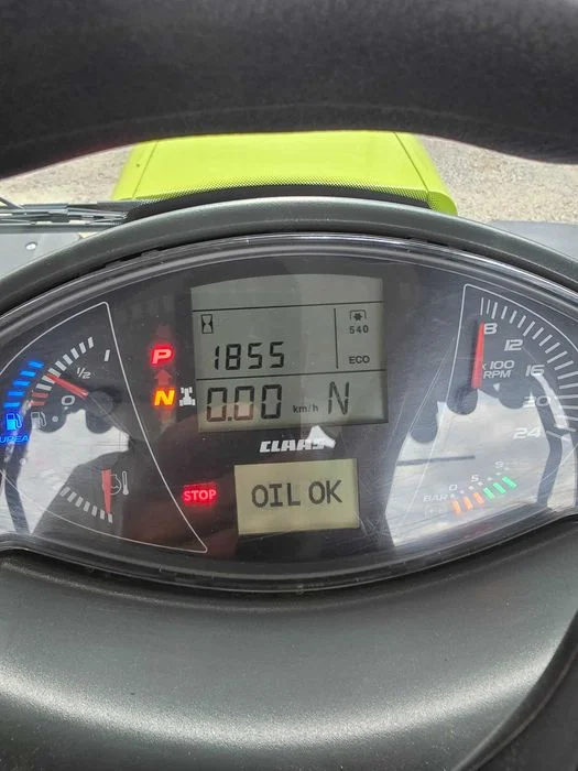 Claas Axion 830 C matic – zdjęcie 4