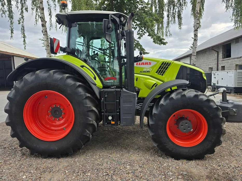 Claas Axion 830 C matic