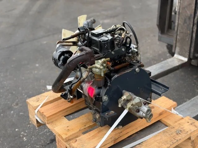 Yanmar 2TN66L silnik 2 cylindrowy z pompą hydrauliczna stan do weryfikacji – zdjęcie 2