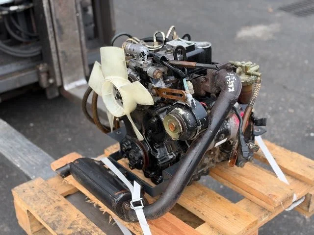 Yanmar 2TN66L silnik 2 cylindrowy z pompą hydrauliczna stan do weryfikacji – zdjęcie 4